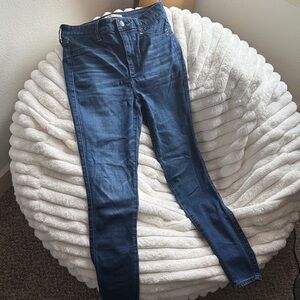 Abercrombie & Fitch Dark Blue Skinny Jeans
